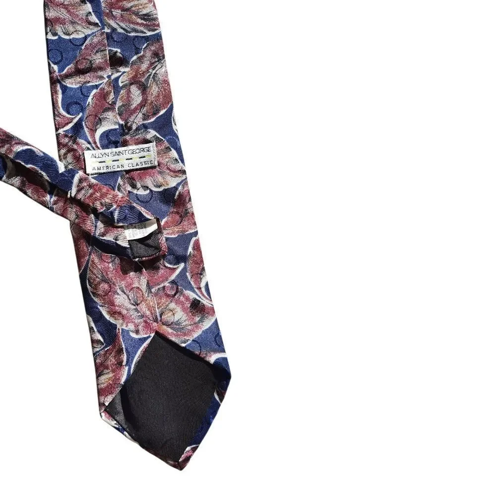 Stylish Navy and Burgundy Leaf Men's Tie